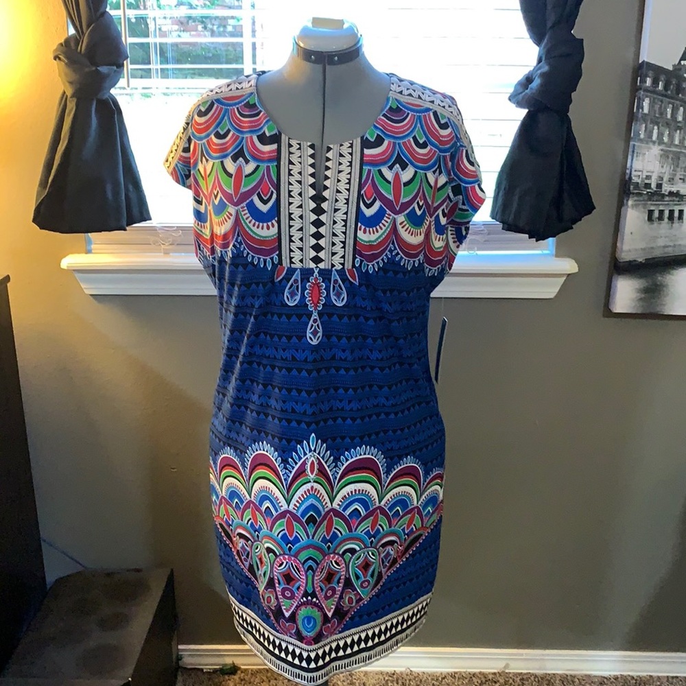 Laundry by Shelli Segal dress